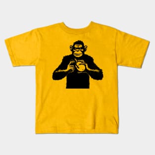 monkey with granade Kids T-Shirt